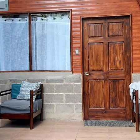 Casita Happy Feet And Tours Corcovado Otel Drakes Bay Dış mekan fotoğraf